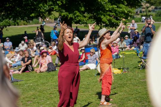 Ali and Zoie at Gasworks picnic May 2025